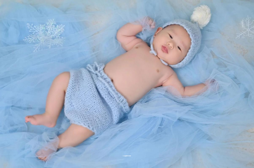 巴彦淖尔市宝宝几个月开始吃辅食